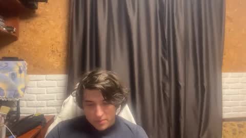 Snapshot of unholy_heat chatting on 10.16.25 Anri online show from 10.16.25