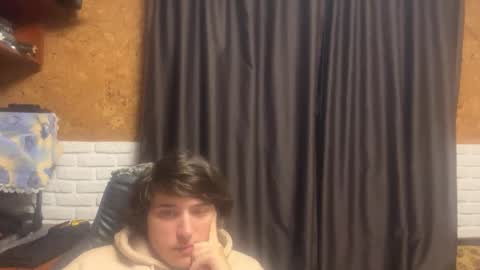 Snapshot of unholy_heat chatting on 10.28.25 Anri online show from 10.28.25