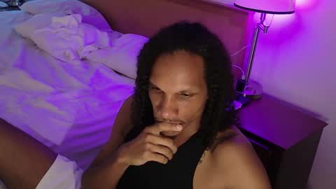 Uni Ball online show from 04.08.26