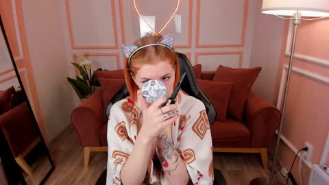 Call me Mira  thumbs up its make me happy online show from 12.20.24