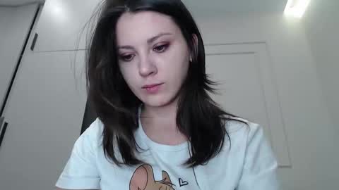 uninvited_raccoon online show from 10.11.25