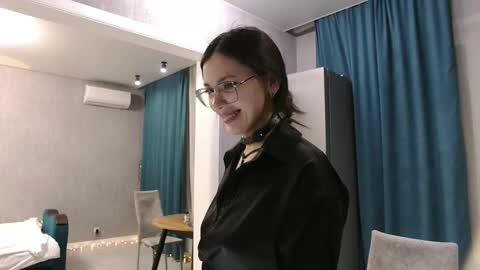 uninvited_raccoon online show from 02.11.26