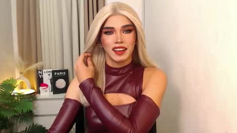 Miss Andrea online show from 01.05.26