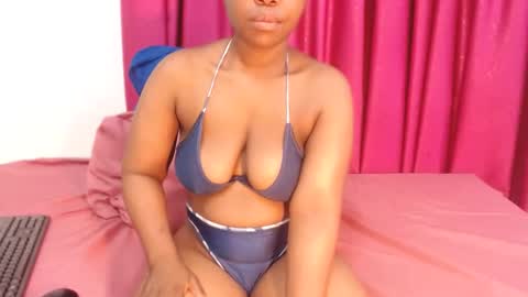 UNIQUEBONY online show from 09.23.25