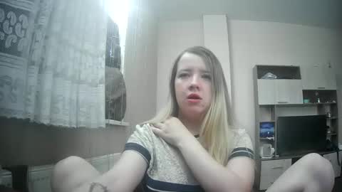 Snapshot of universeemily chatting on 10.25.25 UniverseEmily online show from 10.25.25
