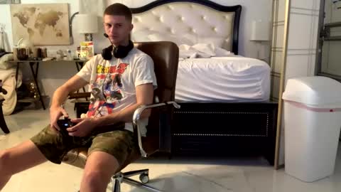 Stepbro online show from 02.09.25