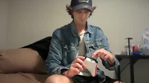 Stepbro online show from 09.17.25