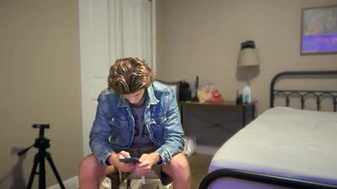 Stepbro online show from 10.04.25