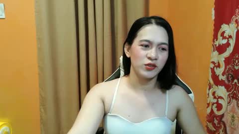 Snapshot of ur_asianpretty chatting on 03.31.26 Aya online show from 03.31.26