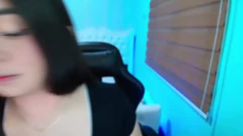 Snapshot of ur_babyalexa chatting on 01.04.25 they call me Alexa online show from 01.04.25