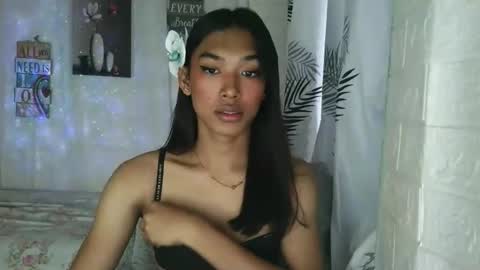 ur_dazzlingmorenaxx online show from 02.16.26