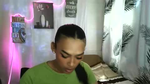ur_dazzlingmorenaxx online show from 06.01.26