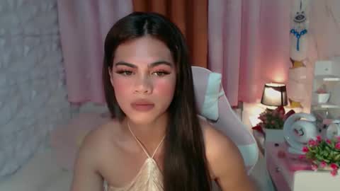 ur_dollxxx online show from 10.05.25