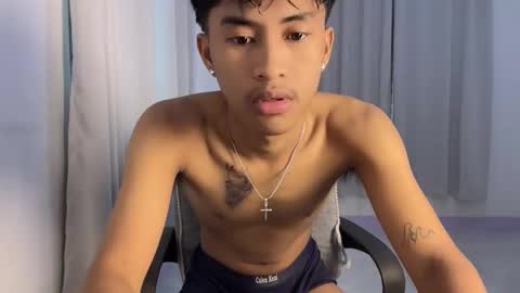 ur_fuckerbttm online show from 12.04.25