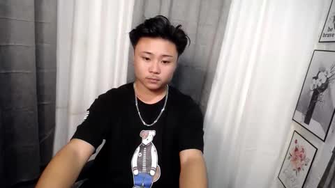 ur_hotguy online show from 10.01.25