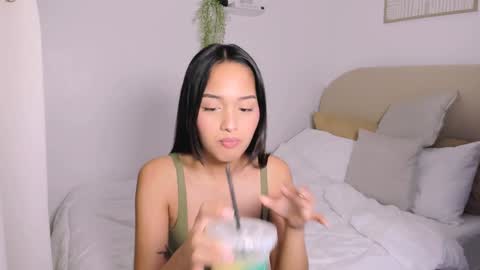 Veronica Lodge online show from 12.10.24