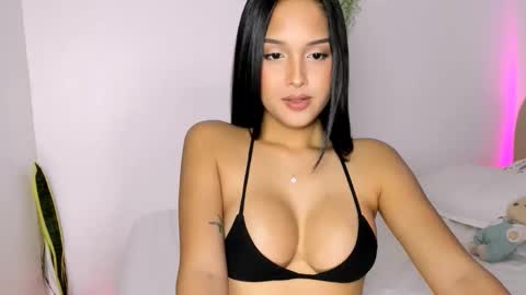 Veronica Lodge online show from 03.05.26