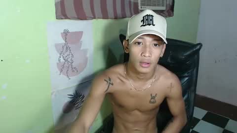 Snapshot of ur_raffy chatting on 02.18.25 ur_raffy online show from 02.18.25