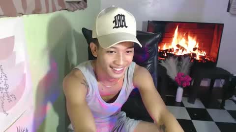 Snapshot of ur_raffy chatting on 02.20.25 ur_raffy online show from 02.20.25