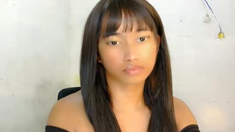 Ellie online show from 04.10.26