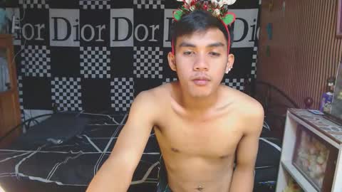 ur_shan21 online show from 12.21.25