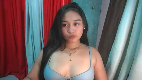 ur_truelyhot_dre online show from 04.14.26