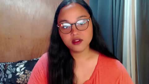 Snapshot of urasian_hotchix69 chatting on 10.05.25 Lycah online show from 10.05.25