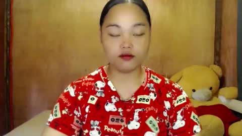 Snapshot of urasian_hotchix69 chatting on 10.13.25 Lycah online show from 10.13.25