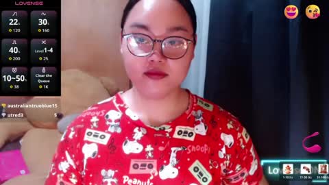Snapshot of urasian_hotchix69 chatting on 06.11.26 Lycah online show from 06.11.26