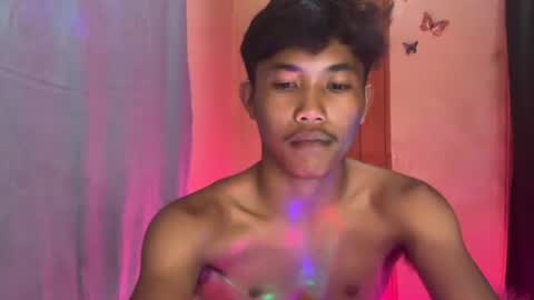 urasian_jomarie online show from 09.18.25