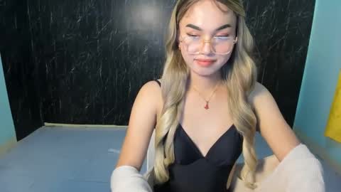 urasian_kat online show from 03.10.25