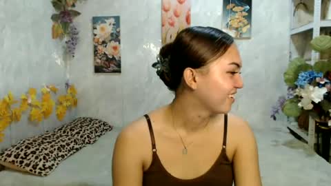 Snapshot of urasian_kat chatting on 06.14.26 urasian_kat online show from 06.14.26