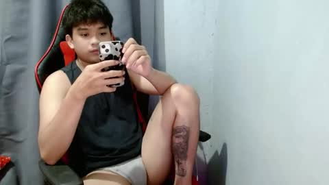 Snapshot of urasian_kentoyxx77 chatting on 10.16.25 Kentoy online show from 10.16.25
