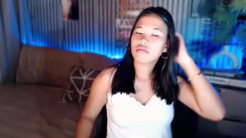 urasian_pinay_gurl online show from 04.12.26
