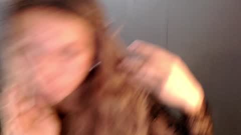 Snapshot of urasian_slut_yana chatting on 01.20.25 yana online show from 01.20.25