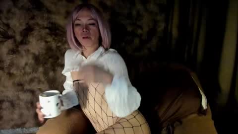 Snapshot of urasian_slut_yana chatting on 02.28.25 yana online show from 02.28.25
