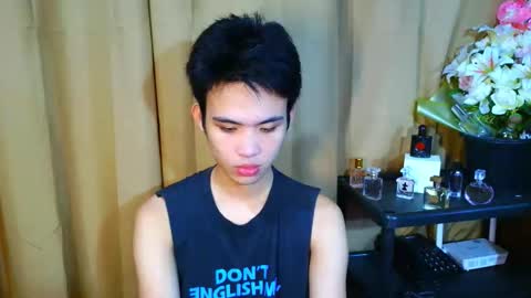 urasiancumboix2 online show from 11.14.25