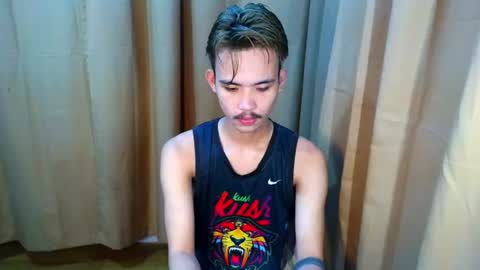 Snapshot of urasiancumboix2 chatting on 06.26.26 urasiancumboix2 online show from 06.26.26