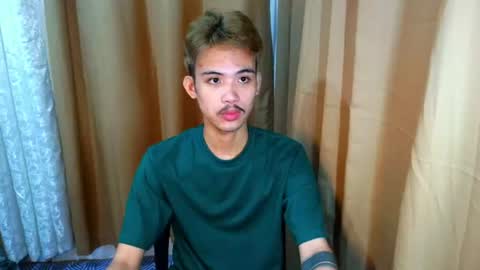 Snapshot of urasiancumboix2 chatting on 06.29.26 urasiancumboix2 online show from 06.29.26