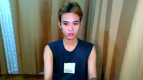 Snapshot of urasiancumboix2 chatting on 07.25.26 urasiancumboix2 online show from 07.25.26