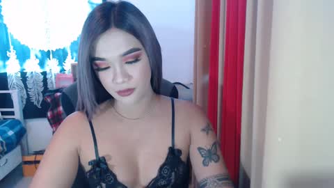 Snapshot of urasiandreamgirlxxx chatting on 12.03.24 jess online show from 12.03.24