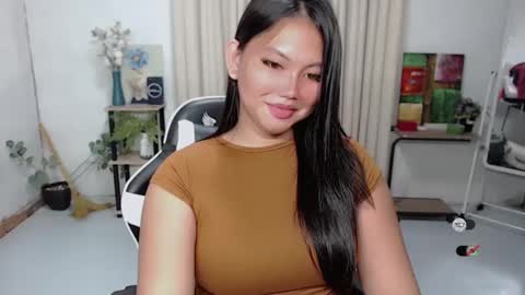 Snapshot of urasiangirl_megan chatting on 01.10.25 Megan dont forget to follow me and make me happy here when you join to my room I am your megan loving and caring woman online show from 01.10.25