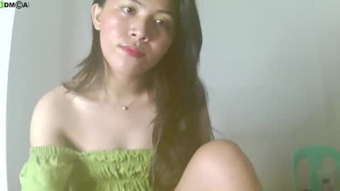 Snapshot of urasianlover69x chatting on 03.06.25 rai online show from 03.06.25