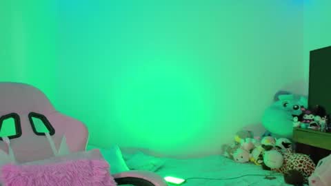 Danielle  online show from 04.14.26