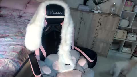 Snapshot of urbabymonica chatting on 12.18.24 MONICA DEMONYETA online show from 12.18.24