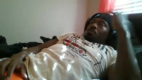 UrbanDicc online show from 01.12.25