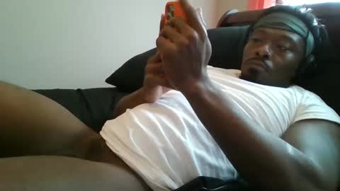 UrbanDicc online show from 01.19.25