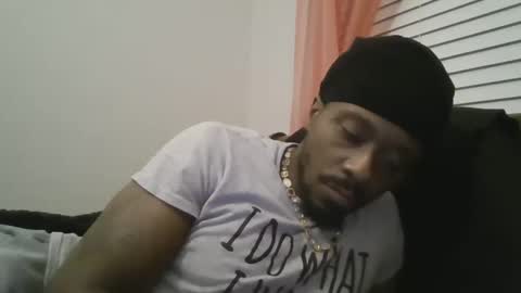 UrbanDicc online show from 02.05.25