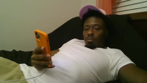 UrbanDicc online show from 02.08.25