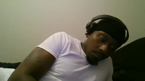 UrbanDicc online show from 02.14.25